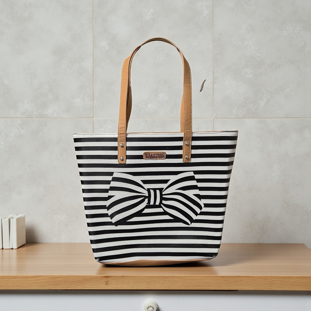 Kenneth Cole Reaction Black and White Striped Tote In Great Condition